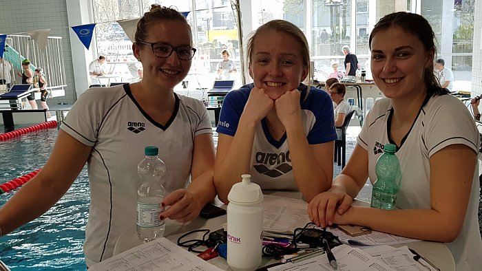 _bwbochum/medien/Schwimmen/Schwimmen_Fotos-2019/Bo_Cup_2019_Trainerinnen.jpg