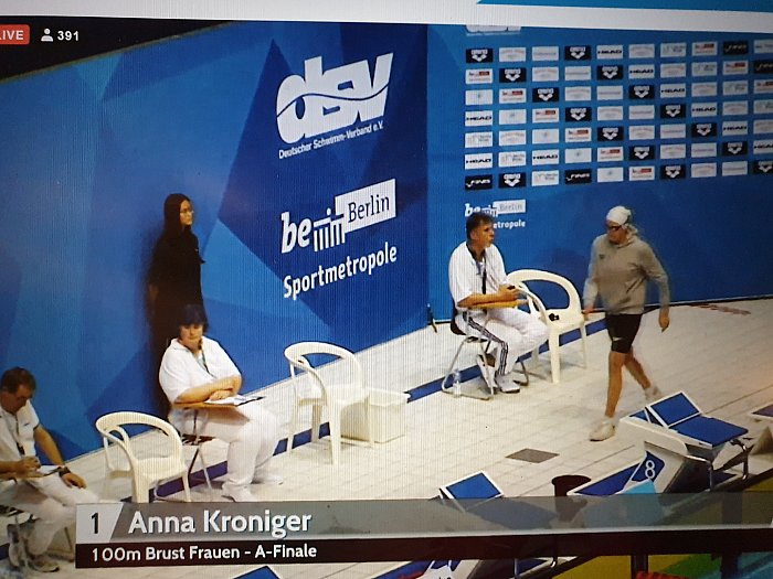 _bwbochum/medien/Schwimmen/Schwimmen_Fotos-2019/DKM-2019_AnnaKroniger-Einlauf-A-Finale-100Brust.jpg