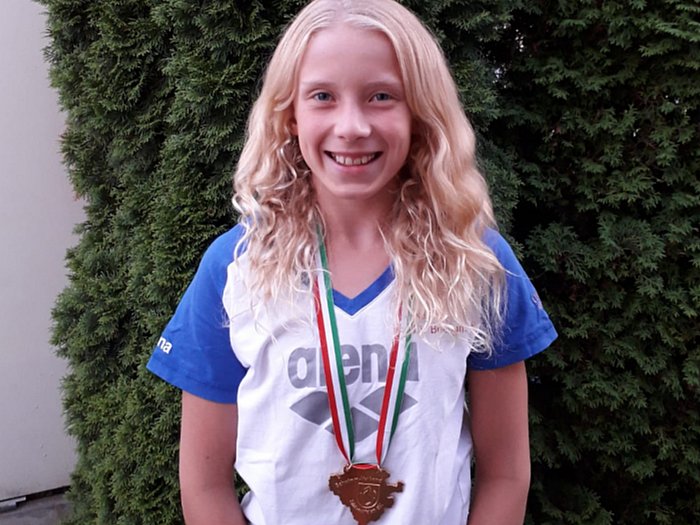 _bwbochum/medien/bilder_2018/2018_fotos_schwimmen/2018_06_30-SVSW-Meisterschaften-Marie-Kroniger-100F-Titel.jpg
