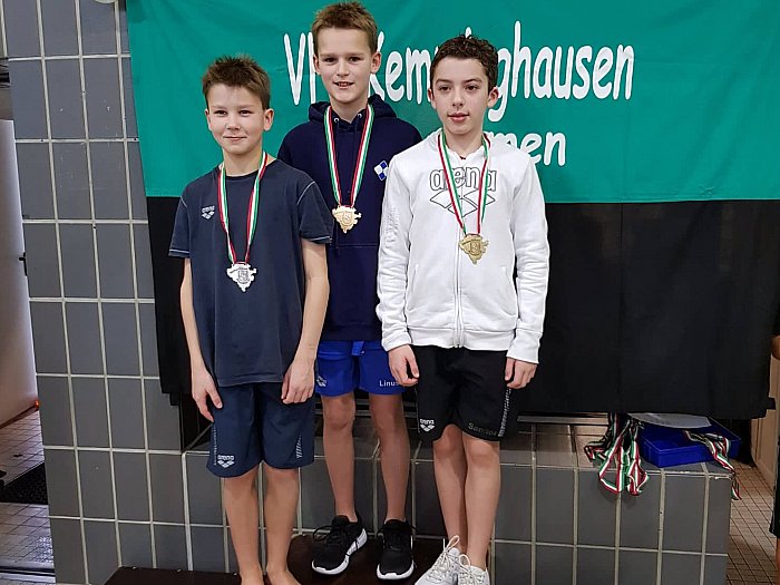 _bwbochum/medien/bilder_2018/2018_fotos_schwimmen/2018_12_16-SWF-200Bm-Siegerehrung2007-Heierhoff.jpg